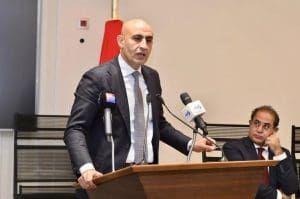 وزير التعليم يكشف خطة لتوفير باقة إنترنت مخصصة للطلاب تحجب المحتوى الضار 3 وزير التربية والتعليم