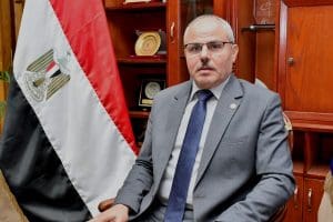 رئيس جامعة قناة السويس
