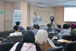 جامعة العبور تطلق فعاليات دورة الأمن السيبراني بالتعاون مع الجهاز القومي للاتصالات 5 فعاليات دورة الأمن السيبراني
