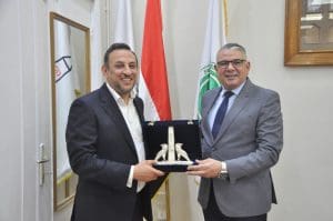 تجارة عين شمس تستضيف الشيخ رمضان عبد المعز في ندوة فكرية حول "رمضان بناء الإنسان" 5 تجارة عين شمس تستضيف الشيخ رمضان عبد المعز