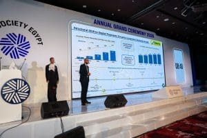 طلاب تكنولوجيا الإدارة بالجامعة الألمانية يحصدون المركز الثاني في مسابقة CFAالمحلية 3 طلاب تكنولوجيا الإدارة بالجامعة الألمانية يحصدون المركز الثاني في مسابقة CFAالمحلية