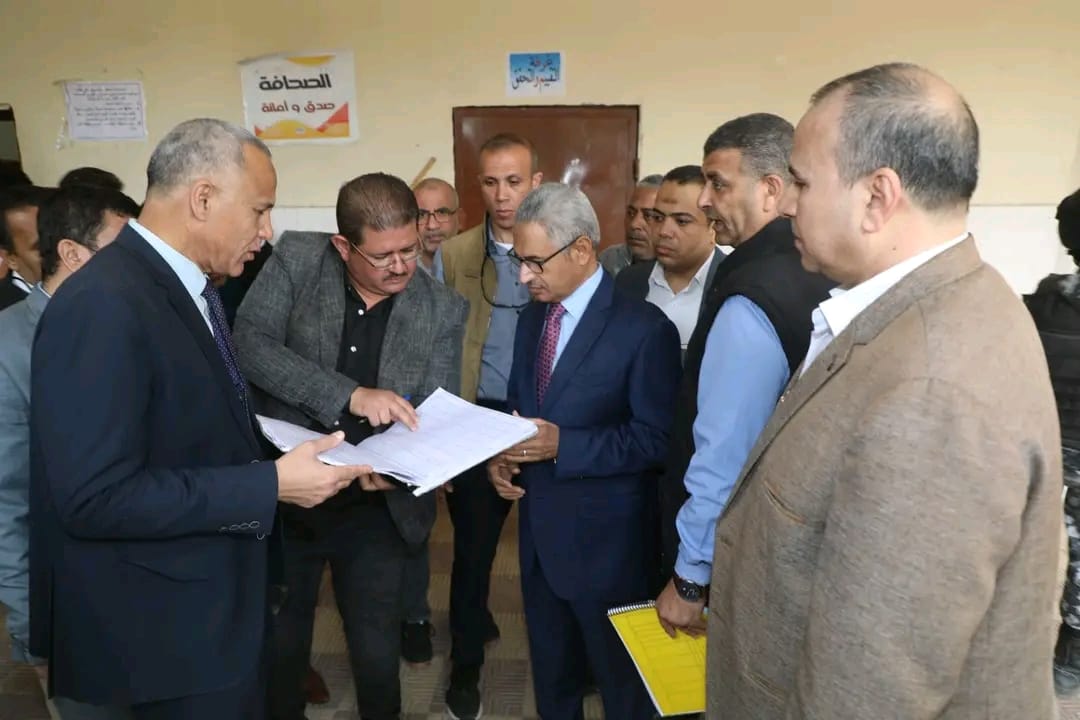 IMG 20260224 WA0141 محافظ بني سويف يُحيل إدارة الواسطى الصناعية للتحقيق محافظ بني سويف يُحيل إدارة الواسطى الصناعية للتحقيق.. ويفتح ملف الغياب وتراجع النظافة موقع في الجامعة