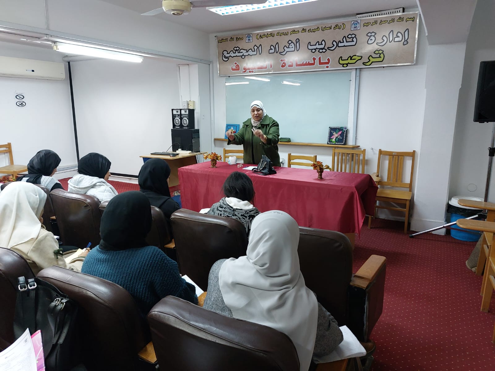 IMG 20260228 WA0019 جامعة قناة السويس جامعة قناة السويس تنفذ 3 برامج تدريبية لتعزيز الوعي التربوي والفني والرقمي لدى الطلاب موقع في الجامعة