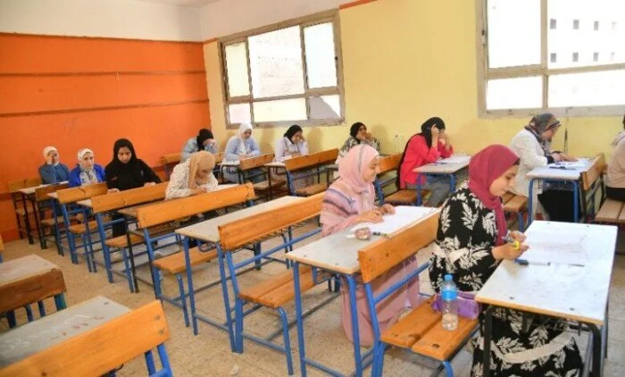 IMG 1848 امتحانات الثانوية العامة 2026 منع الهواتف والعلامات الشخصية.. التعليم تحدد ضوابط صارمة لامتحانات الثانوية العامة 2026 موقع في الجامعة