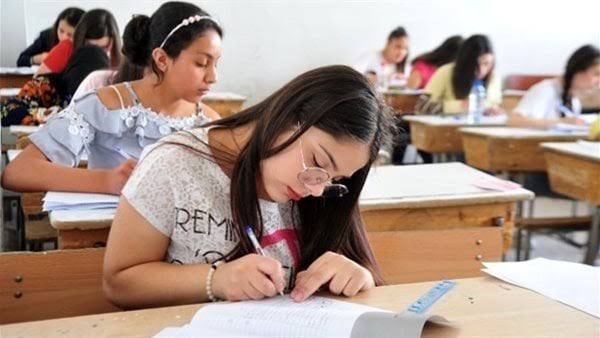 IMG 2895 امتحانات الثانوية العامة للنظام القديم والجديد قبل الماراثون الامتحاني.. 5 فروق جوهرية بين امتحانات الثانوية العامة للنظام القديم والجديد موقع في الجامعة