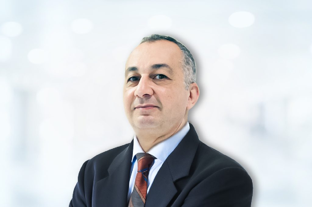 IMG 3349 عميد طب باديا عميد طب باديا لـ"في الجامعة": طلابنا يمكنهم التخرج ببكالوريوس الطب ودبلومة إدارة صحية في نفس الوقت موقع في الجامعة