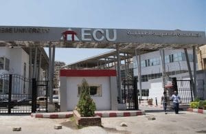 عميد صيدلة الجامعة المصرية الصينية يكشف لـ"في الجامعة": ندمج الطب الحديث بالأعشاب الصينية.. وبرامج دراسات عليا العام المقبل 2 IMG 3368 عميد صيدلة الجامعة المصرية الصينية عميد صيدلة الجامعة المصرية الصينية يكشف لـ"في الجامعة": ندمج الطب الحديث بالأعشاب الصينية.. وبرامج دراسات عليا العام المقبل موقع في الجامعة
