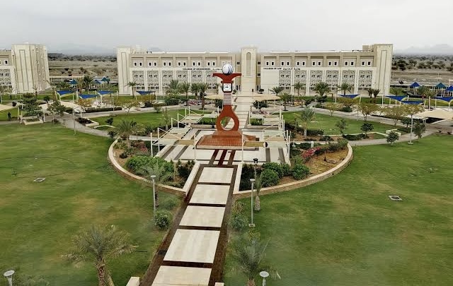 IMG 3570 البكالوريا المصرية والتكنولوجية جامعة الشرقية تعلن عن وظائف شاغرة لأعضاء هيئة التدريس.. رابط التقديم والشروط موقع في الجامعة