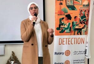 جامعة المنصورة الأهلية تنظم حملة توعوية للكشف المبكر عن سرطان عنق الرحم ضمن المبادرات الوطنية للصحة 3 جامعة المنصورة الأهلية تنظم حملة توعوية