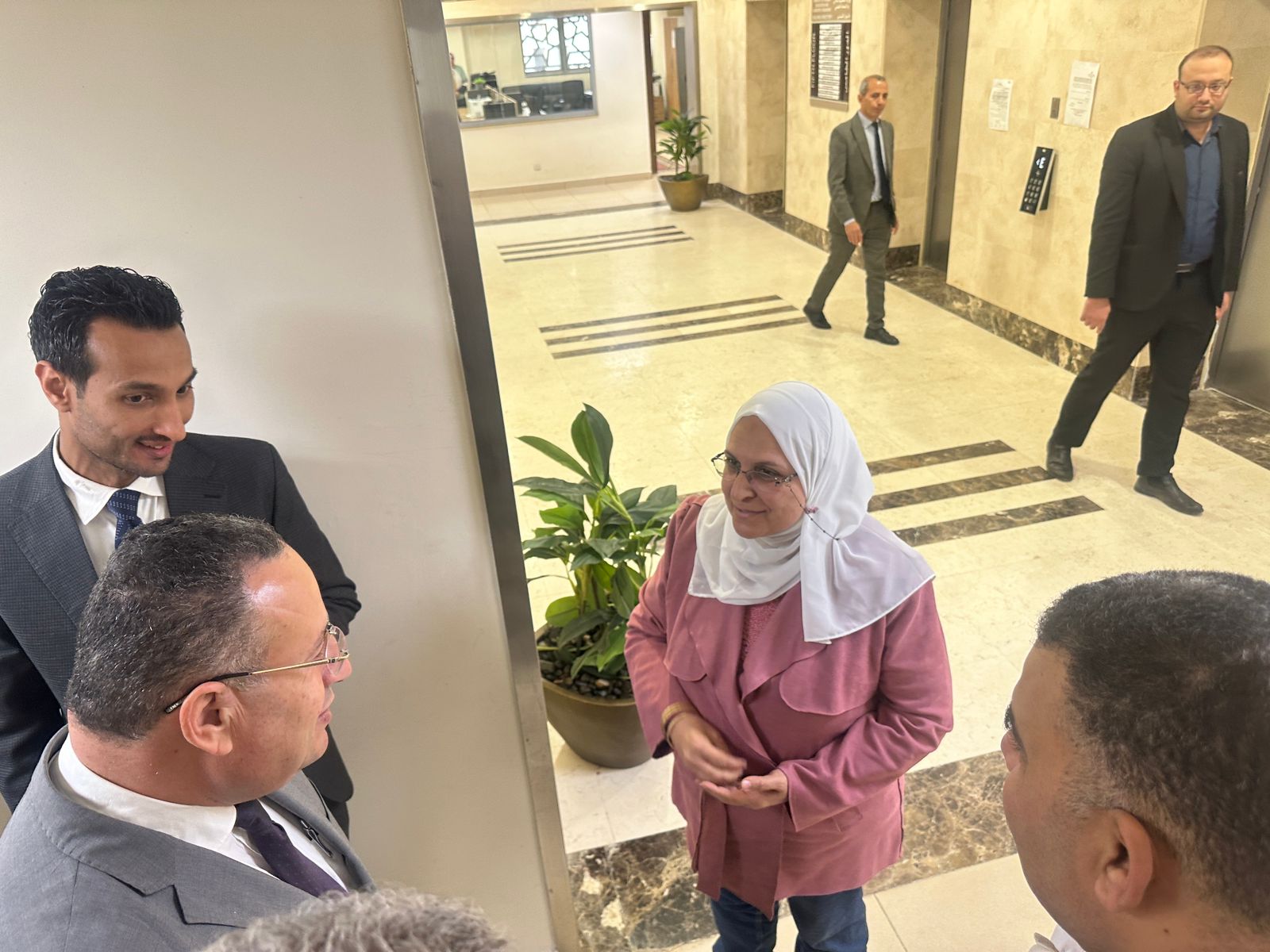 وزير التعليم العالي يتفقد مقر الوزارة بالعاصمة الجديدة لمتابعة انتظام العمل 4 وزير التعليم العالي يتفقد مقر الوزارة بالعاصمة الجديدة لمتابعة انتظام العمل