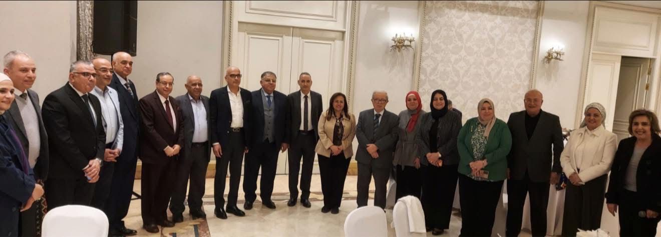 جامعة عين شمس تكرّم حسين عيسى بعد تعيينه نائبًا لرئيس مجلس الوزراء للشئون الاقتصادية