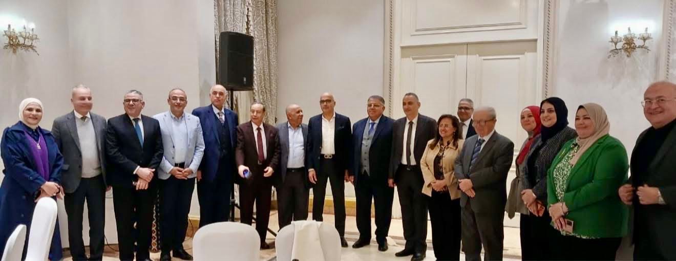 حسين عيسى: أعتز بتكريم جامعة عين شمس بعد تولي منصب نائب رئيس مجلس الوزراء للشئون الاقتصادية 4 WhatsApp Image 2026 02 27 at 7.48.56 PM جامعة عين شمس حسين عيسى: أعتز بتكريم جامعة عين شمس بعد تولي منصب نائب رئيس مجلس الوزراء للشئون الاقتصادية موقع في الجامعة