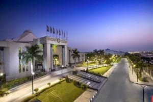 التقديم المبكر للعام الجامعي 2026/2027.. (دليل كامل للجامعات والبرامج الدراسية) 6 جامعة مصر للعلوم والتكنولوجيا والآداب