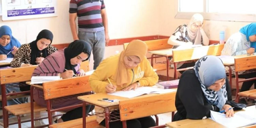 النماذج الاسترشادية لـ 11 مادة لطلاب الثانوية العامة