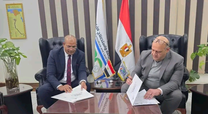 لتعزيز الزراعة الذكية في مصر.. بروتوكول تعاون بين هيئة الاستشعار من البعد ومركز البحوث الزراعية