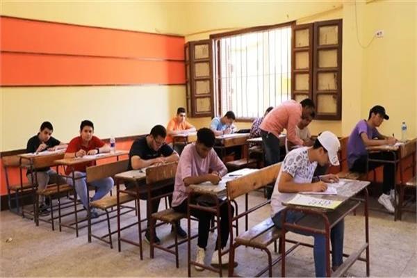 20240611122247551 شكل امتحان الأحياء بالفرنسية للثانوية العامة 2026 اعرف شكل امتحان الأحياء بالفرنسية للثانوية العامة 2026.. نموذج استرشادي يضم 46 سؤالًا موقع في الجامعة