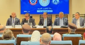 البرلمان يضع 6 توصيات لتطوير تدريب الأطباء وتنظيم برامج التأهيل 3 6 توصيات لتطوير الأطباء
