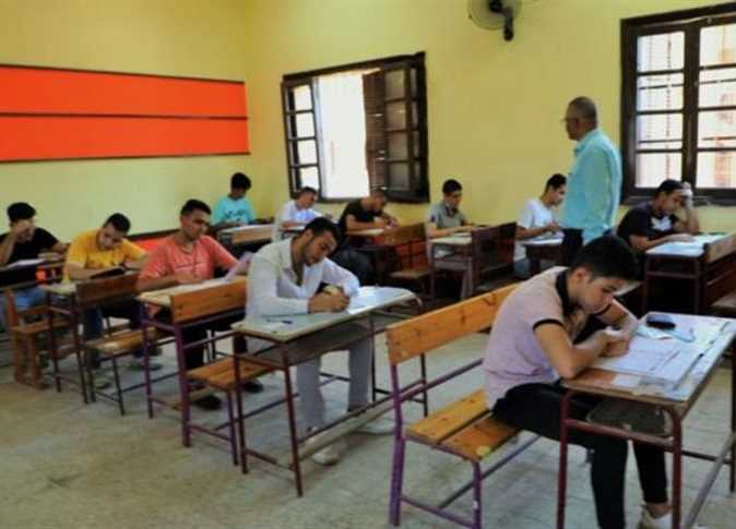 النموذج الاسترشادي لمادة الفيزياء لطلاب الثانوية العامة