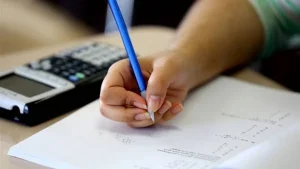 التعليم تحدد موعد الثانوية العامة 2026.. وهذا توقيت إعلان جدول الامتحانات 4 479 التعليم تحدد موعد الثانوية العامة 2026 التعليم تحدد موعد الثانوية العامة 2026.. وهذا توقيت إعلان جدول الامتحانات موقع في الجامعة