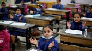 هل يخسر الطالب الدرجات؟.. توضيح رسمي بشأن الغياب عن امتحان الشهر 4 الغياب عن امتحان الشهر