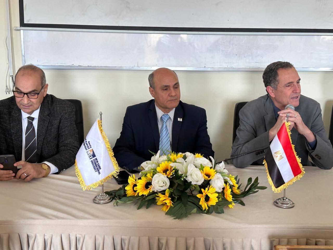 FB IMG 1772709596016 وزير التعليم العالي منحة مجانية لخريجي الأطراف الصناعية بجامعة القاهرة الجديدة التكنولوجية.. سجل الآن موقع في الجامعة