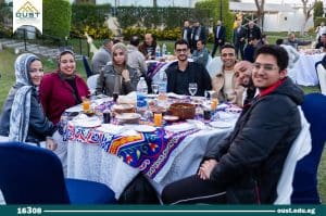 FB IMG 1773132600327 جامعة العبور للعلوم والتكنولوجيا جامعة العبور للعلوم والتكنولوجيا تنظم إفطارها الرمضاني السنوي لتعزيز التواصل بين أسرة الجامعة| صور موقع في الجامعة