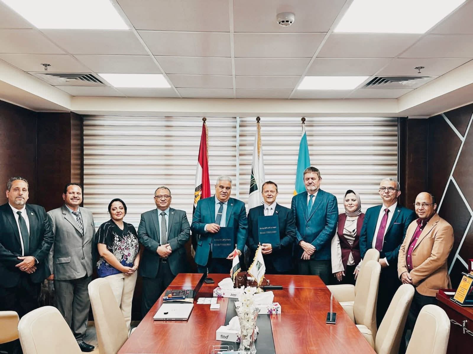 ​كيف تقتحم سوق العمل العالمي في السكك الحديدية؟.. تعاون جديد بين جامعة برج العرب والجانب البريطاني