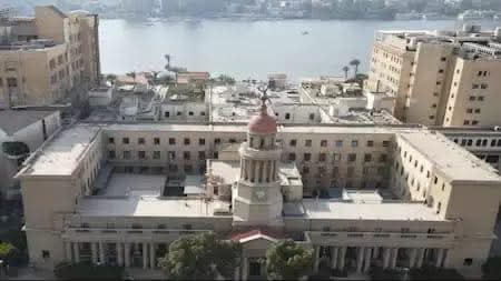 مستشفيات جامعة القاهرة