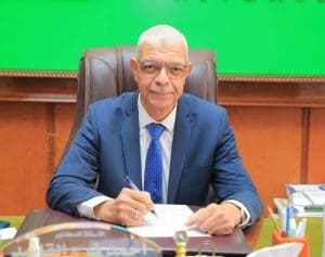 رئيس جامعة المنوفية يناقش استعدادات الكليات