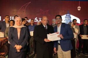 عميد طب قصر العيني يكرّم أوائل الفرق الأربع الأولى ويقر تقليدًا جديدًا بتكريم كل فرقة دراسية على حدة 6 عميد طب قصر العيني يكرّم أوائل الفرق الأربع الأولى
