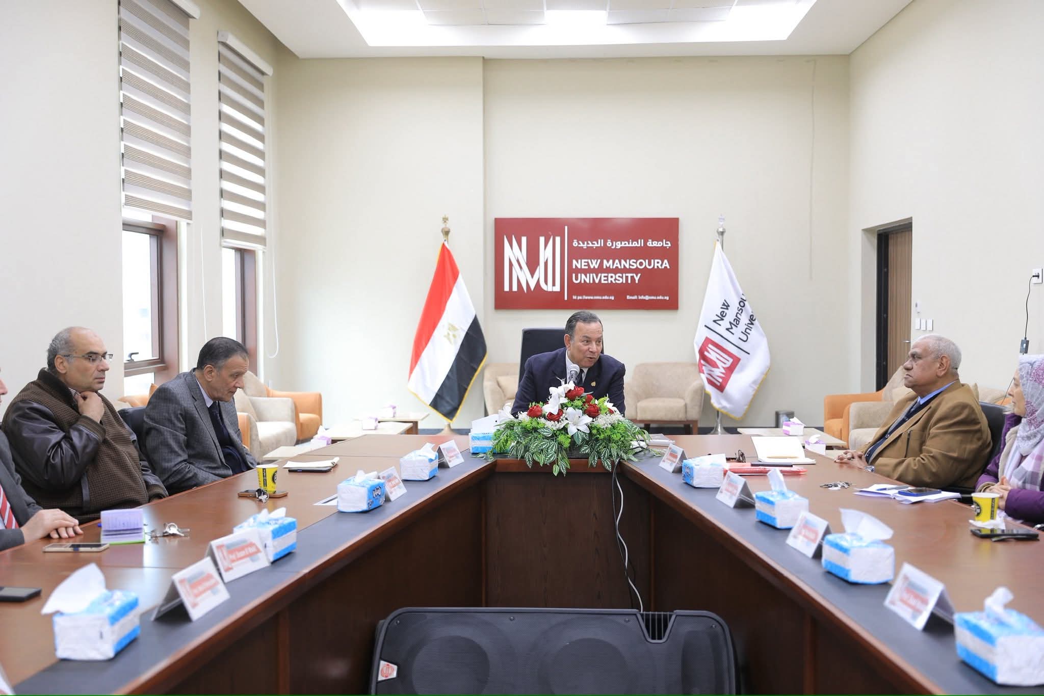 FB IMG 1774459134849 مجلس جامعة المنصورة الجديدة مجلس جامعة المنصورة الجديدة يوافق على جداول الامتحانات ويناقش التحول الرقمي موقع في الجامعة