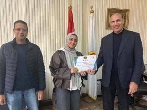 جامعة الزقازيق تكرم فريق هندسة الزقازيق لمتميزهم في هاكاثون الابتكار الصحي 10 FB IMG 1774805617897 جامعة الزقازيق جامعة الزقازيق تكرم فريق هندسة الزقازيق لمتميزهم في هاكاثون الابتكار الصحي موقع في الجامعة