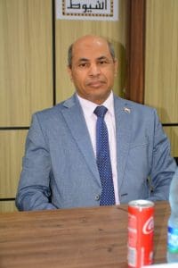 عميد تربية أسيوط: دعم الابتكار والمشاركة العلمية يعزز قدرات الطلاب ويحفز الإبداع| خاص 2 الدكتور حسن محمد حويل عميد تربية أسيوط