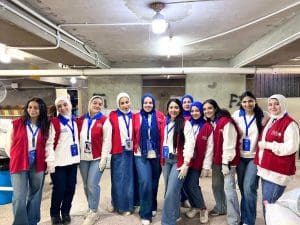 مبادرة «بصمة مصرية» تشارك في تجهيز وفرز الملابس ببنك الكساء المصري لدعم التكافل المجتمعي 2 مبادرة «بصمة مصرية» تشارك في تجهيز وفرز الملابس ببنك الكساء المصري لدعم التكافل المجتمعي