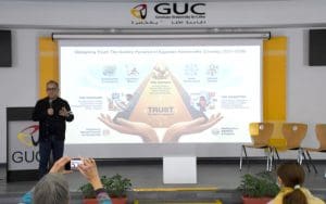 الجامعة الألمانية بالقاهرة تناقش مستقبل تعليم التصميم بين التكنولوجيا والحِرفية في عصر الذكاء الاصطناعي 4 IMG 20260310 WA0242 الجامعة الألمانية بالقاهرة الجامعة الألمانية بالقاهرة تناقش مستقبل تعليم التصميم بين التكنولوجيا والحِرفية في عصر الذكاء الاصطناعي موقع في الجامعة