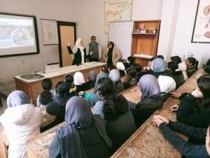 جامعة قناة السويس تعزز وعي طلاب المدارس بندوات تثقيفية عن الهوية الرقمية وإدارة الضغوط