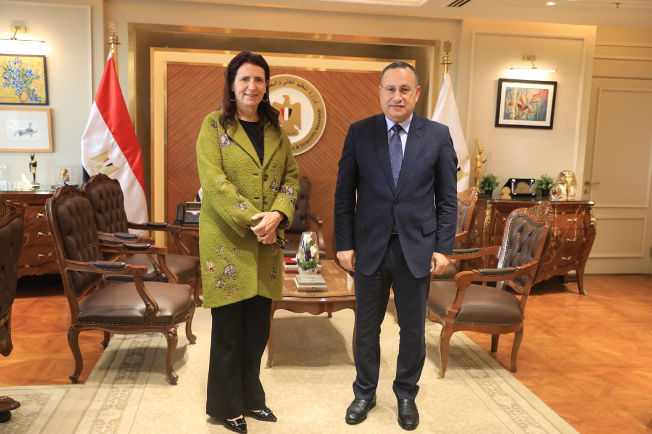 وزير التعليم العالي يبحث مع هيئة فولبرايت تعزيز التبادل الأكاديمي بين الجامعات المصرية والأمريكية