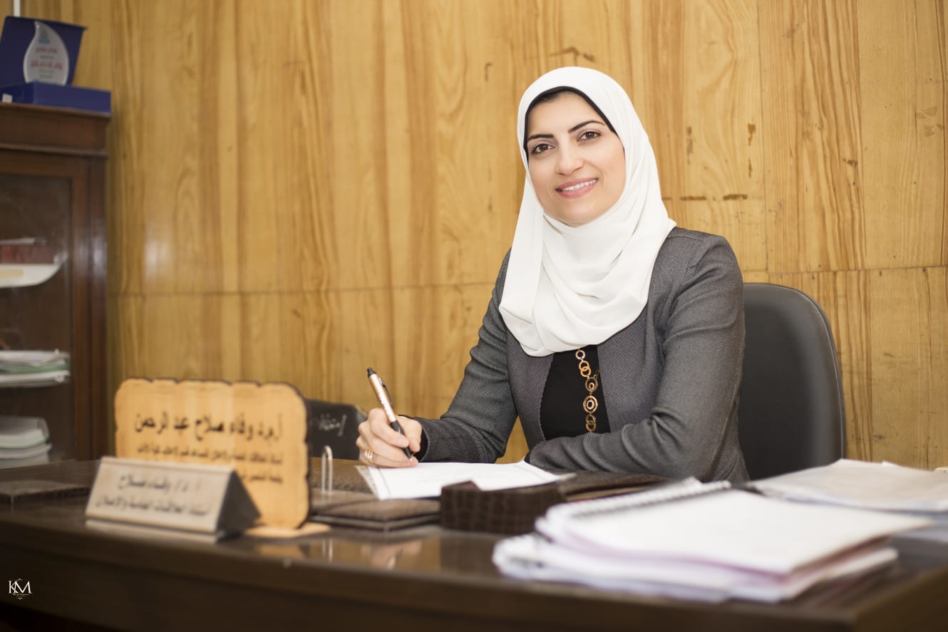 د. وفاء صلاح رئيس قسم الإعلام بجامعة الزقازيق