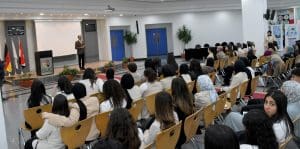"انطلاقة قوية لطب أسنان GUC".. إشادات دولية بإبداعات طلاب أول دفعة في يومهم العلمي الأول 3 إشادة من رئيس مجلس الأمناء بإبداعات الطلاب.. “طب أسنان GUC” ترسخ التميز في يومها العلمي الأول