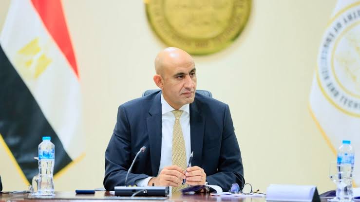 IMG 2945 مواعيد امتحانات الدور الأول للثانوية التعليم تعلن مواعيد امتحانات الدور الأول للثانوية العامة 2026/2027 موقع في الجامعة