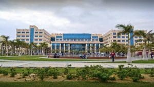 خياراتك بعد الثانوية 2026.. دليل المعاهد الخاصة العالية للغات والإعلام في مصر 2 المعاهد الخاصة العالية للغات والإعلام