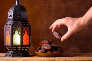 كل اللي في بالك هنا.. أهم 10 أسئلة حول الصيام في رمضان| دكتور يوضح 3 IMG 4142 أسئلة حول الصيام في رمضان كل اللي في بالك هنا.. أهم 10 أسئلة حول الصيام في رمضان| دكتور يوضح موقع في الجامعة