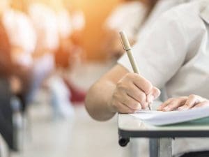 تعليمات مهمة للطلاب حول الإجابة على أسئلة البابل شيت بالثانوية العامة 2026 4 IMG 4521 البابل شيت بالثانوية العامة 2026 تعليمات مهمة للطلاب حول الإجابة على أسئلة البابل شيت بالثانوية العامة 2026 موقع في الجامعة
