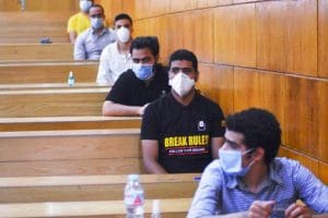 موعد امتحانات الميد ترم للجامعات 2026.. الخريطة الزمنية للترم الثاني 2 امتحانات الميد ترم للجامعات 2026