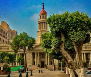 عميد طب قصر العيني يعلن احتفالية كبرى عام 2027 بمناسبة مرور 200 عام على تأسيس كلية الطب 2 IMG ٢٠٢٦٠٣٠٧ ١٦٥٠٠٥ عميد طب قصر العيني يعلن احتفالية كبرى عام 2027 عميد طب قصر العيني يعلن احتفالية كبرى عام 2027 بمناسبة مرور 200 عام على تأسيس كلية الطب موقع في الجامعة