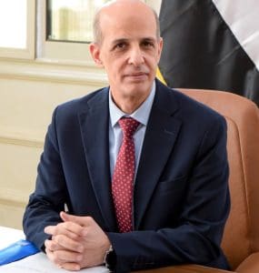 كلية الحقوق بجامعة بني سويف تشارك في مسابقة المحاكمة الصورية للملكية الفكرية بالجامعة البريطانية 3 IMG ٢٠٢٦٠٣٢٩ ١٩٠١١٧ كلية الحقوق بجامعة بني سويف كلية الحقوق بجامعة بني سويف تشارك في مسابقة المحاكمة الصورية للملكية الفكرية بالجامعة البريطانية موقع في الجامعة