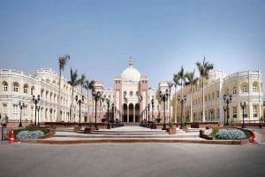 سجل الآن.. فتح باب التقديم المبكر في الجامعة البريطانية في مصر 2026/2027 3 الجامعة البريطانية في مصر
