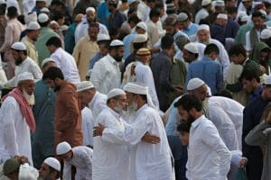 معهد الفلك ينشر مواعيد صلاة عيد الفطر على مستوى المحافظات 3 صلاة عيد الفطر