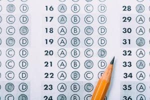 pencil sitting test bubble sheet fill answer exam 166197607 محظورات في البابل شيت لطلاب الثانوية العامة 2026.. 8 محظورات في البابل شيت احذر الوقوع فيها موقع في الجامعة