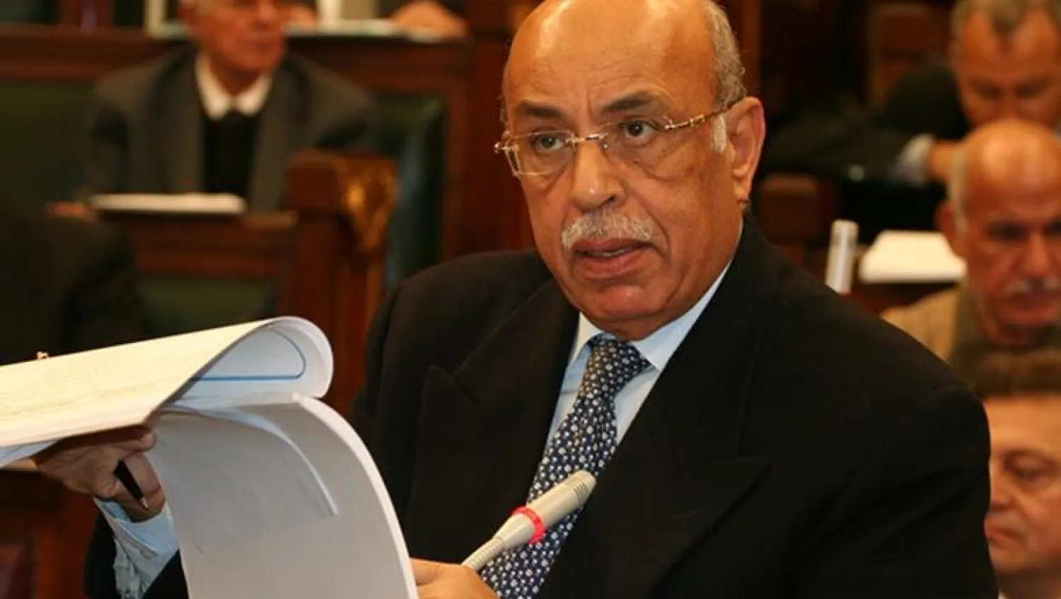 1392139.png عاشور مصطفى الفقي: مفيد شهاب نموذج للوطنية والتسامح.. وموقفه في القمة العربية شاهد على هيبته موقع في الجامعة